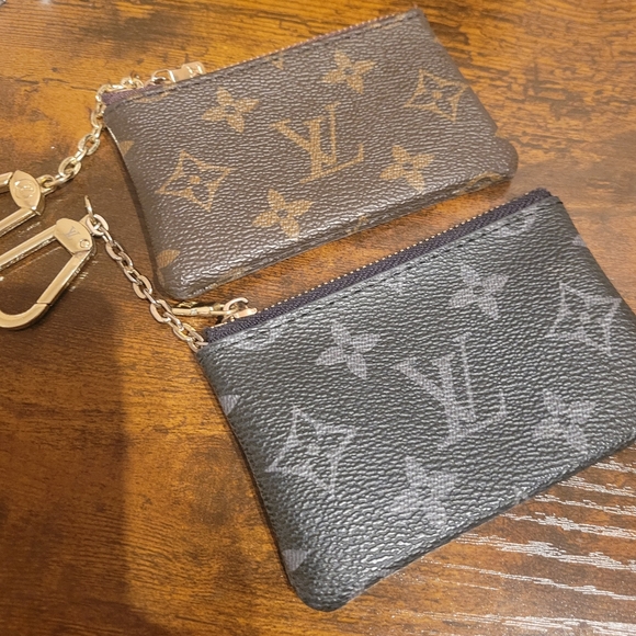 Coin pouch - Picture 2 of 4